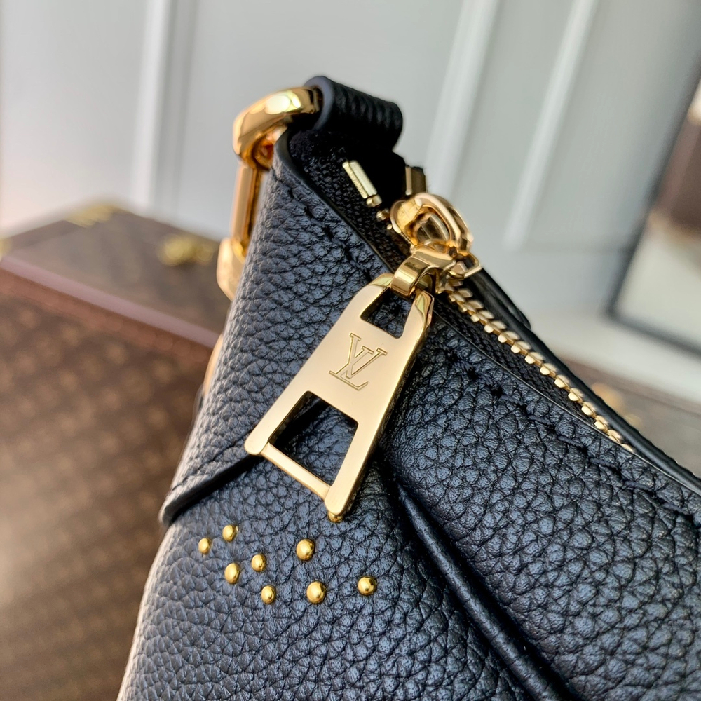 Louis Vuitton Bagatelle BB