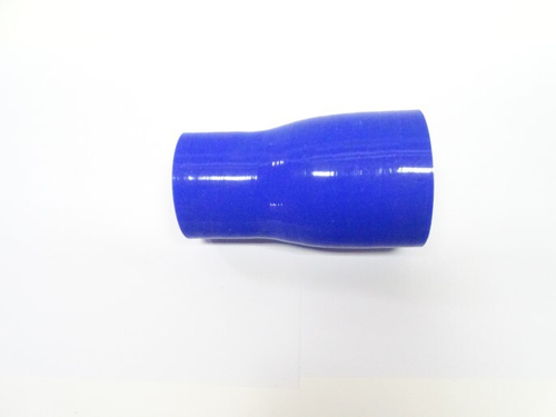 Патрубок силикон прямой с переходом d 50/62, L 95 мм, 4 нити, стенка 5 мм (CARUM)