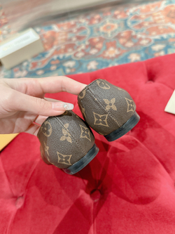 Louis Vuitton Met Flat Ballerina