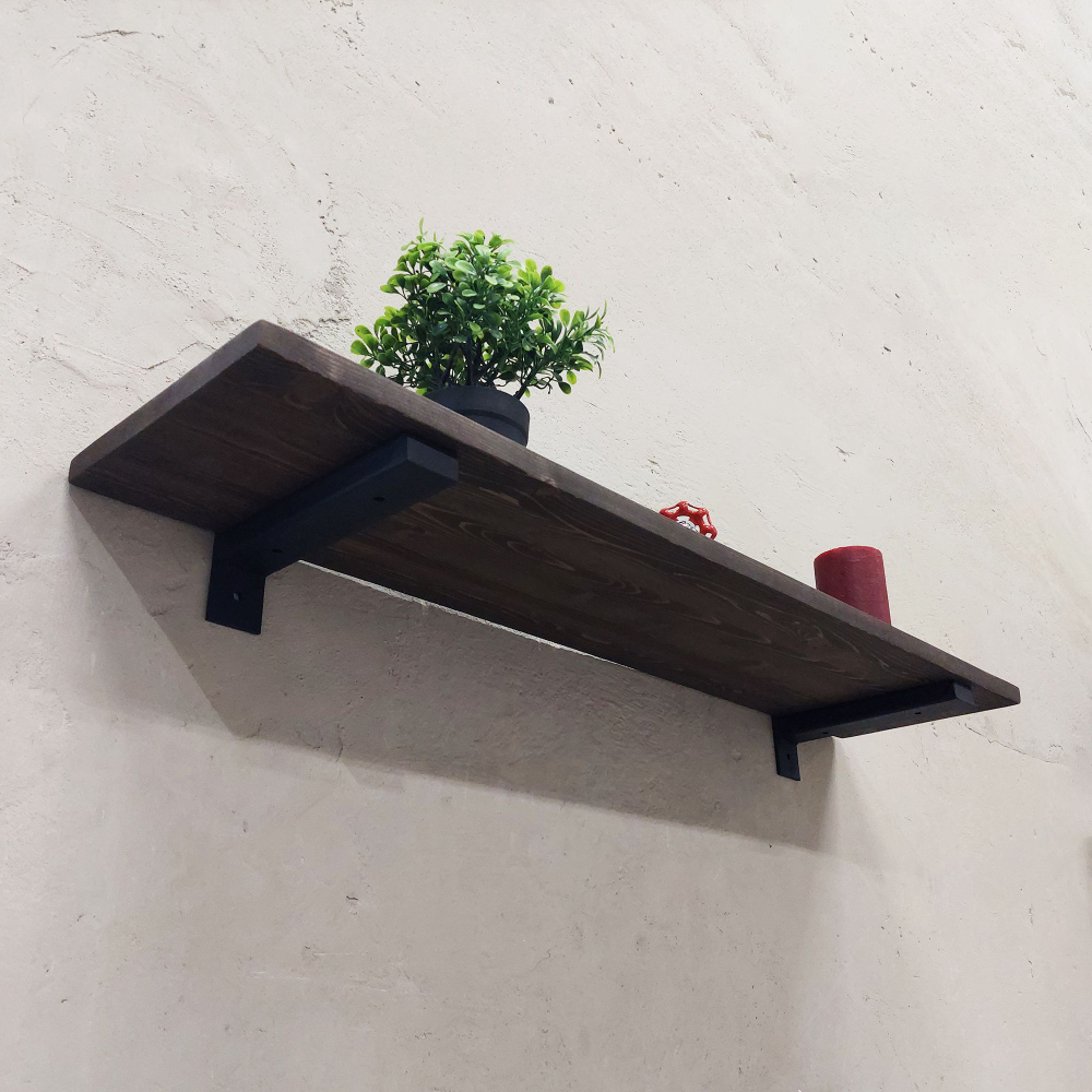 Настенные полки из натурального дерева в стиле Лофт