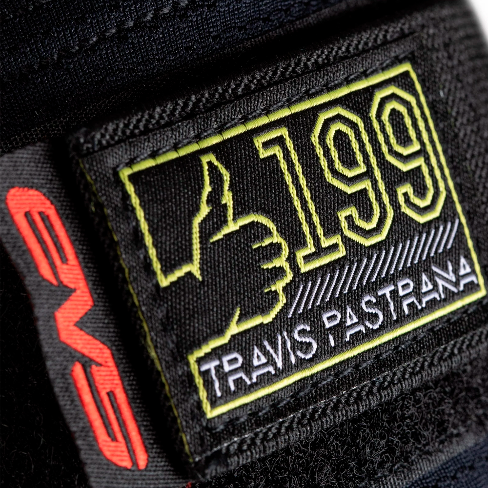 Защита локтя EVS TP199