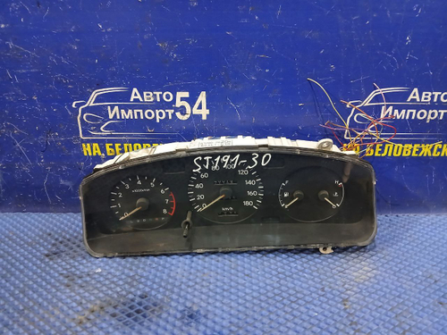 Щиток приборов TOYOTA CORONA 1993