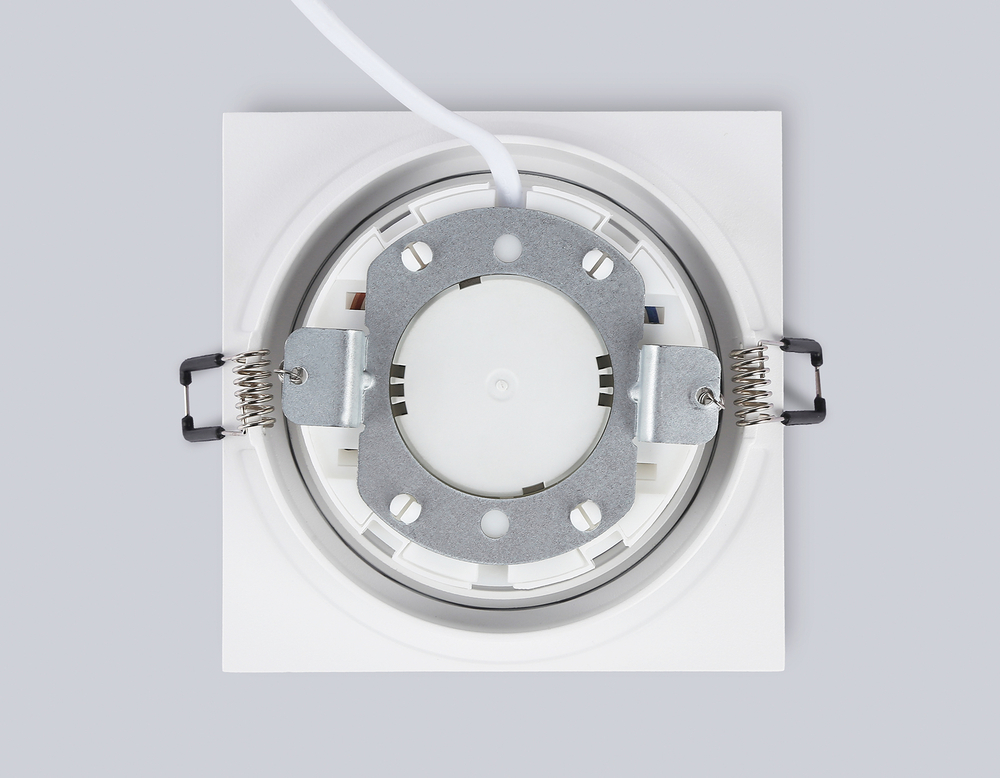 TN6607 WH белый IP44 GX53 max 15W 110*110*23