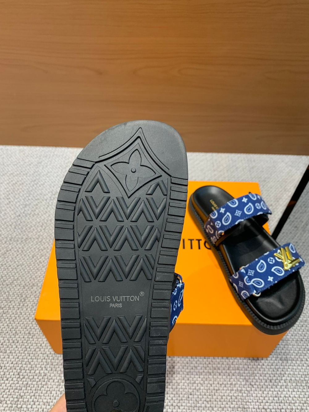 Louis Vuitton Bom Dia Flat Comfort Mule