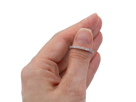 Кольцо "Дорожка" со стразами