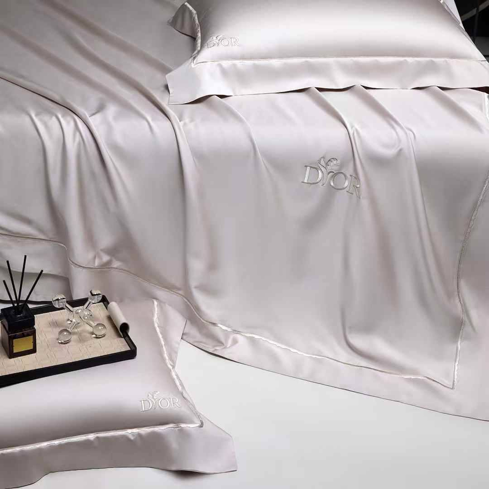 Комплект постельного белья Dior