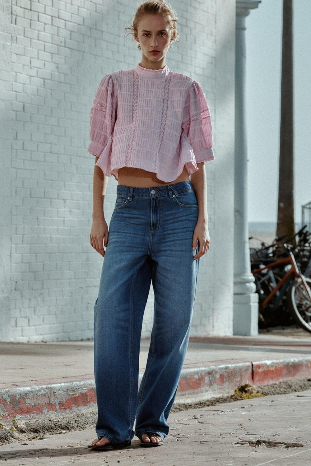 ZARA РУБАШКА С КРУЖЕВОМ И РУКАВАМИ-БУФФАМИ, РОЗОВЫЙ