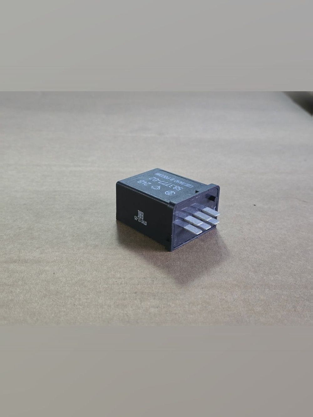 Реле стеклоочистителя ЕВРО-3 (24В, 25А/35А) (YL309-С,YL315-C, 753.3777-02)