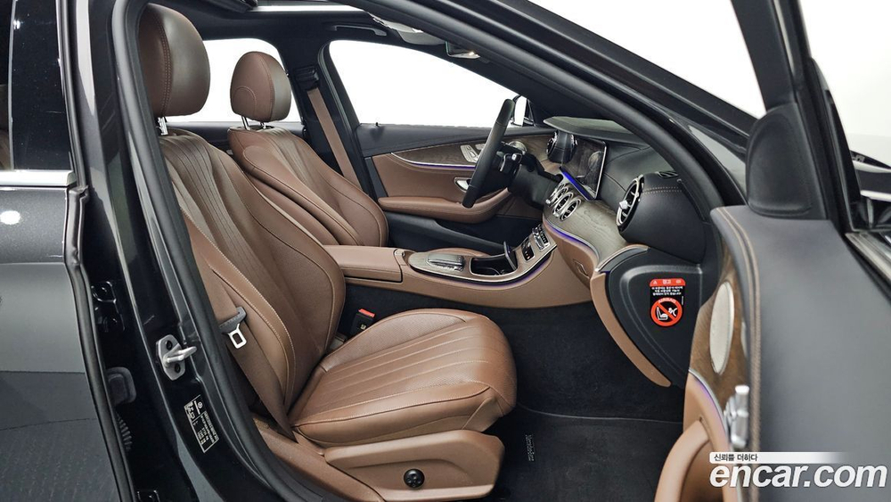 Mercedes-Benz E-Class W213 E300e 4MATIC Exclusive (07.2023)