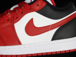 Jordan 1 Low Reverse Black Toe