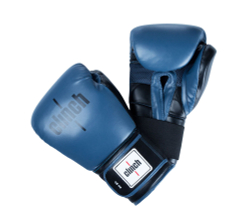 Перчатки боксерские Clinch Punch сине-черные C131