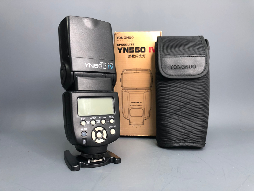 YongNuo YN560-IV Speedlite