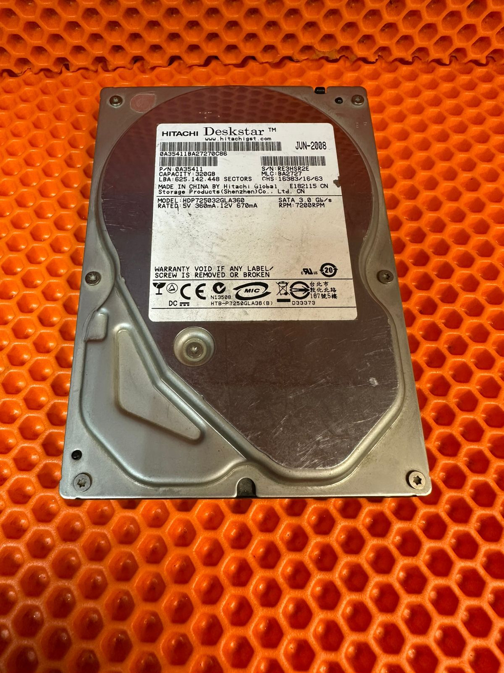 Жёсткий диск hitachi 320 gb