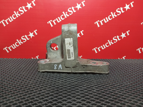 Кронштейн (дефект) двигателя задний правый 2020г.