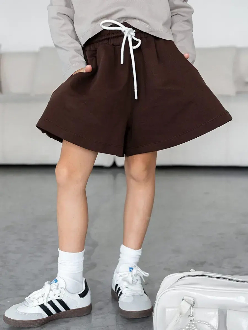 Осенний костюм для девочки, лонгслив и шорты