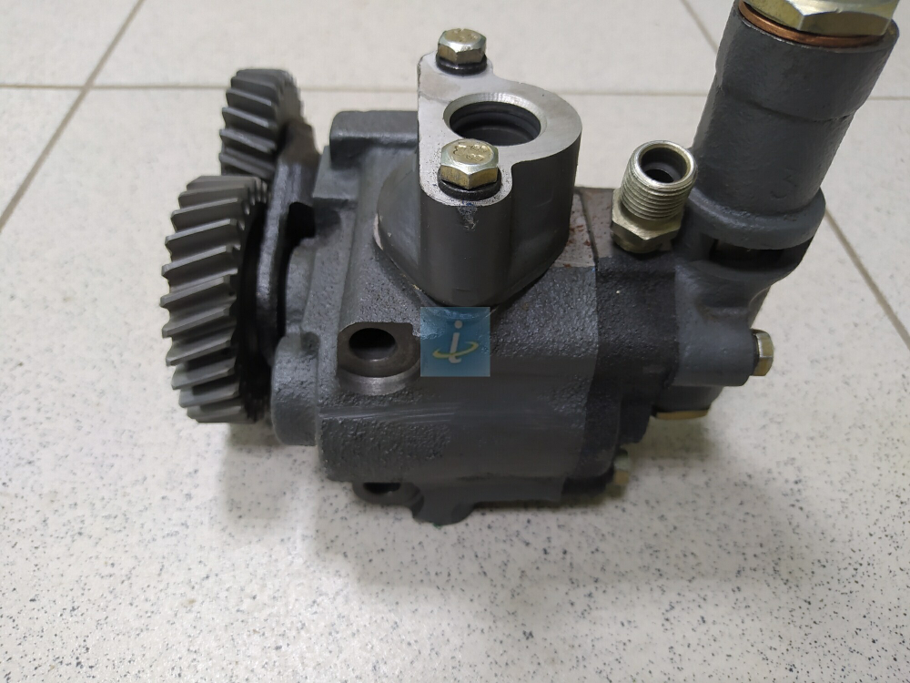 Насос масляный 236-1011014-Г