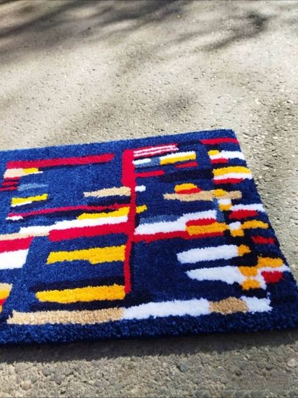 Milli üslubda unikal əl işi xalçası (qarışıq/ tünd göy)