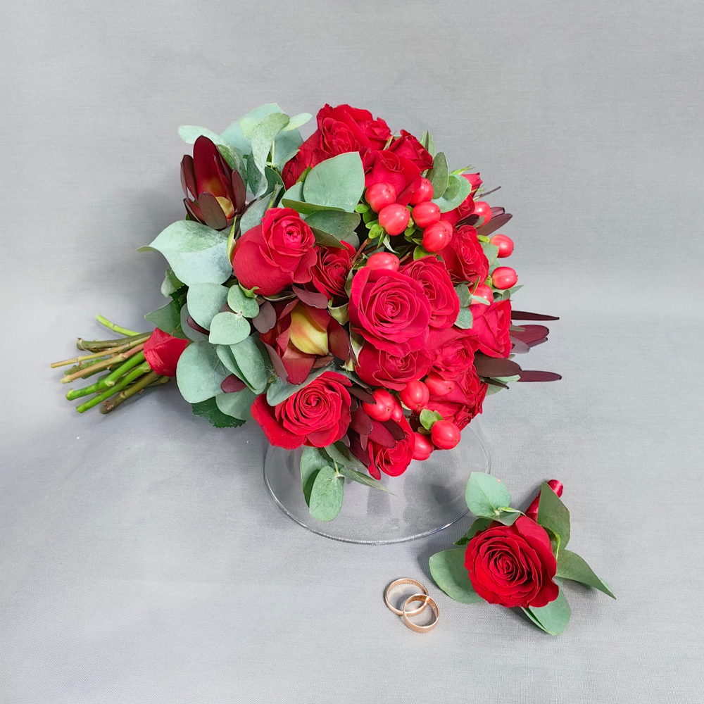 Букет невесты и бутоньерка