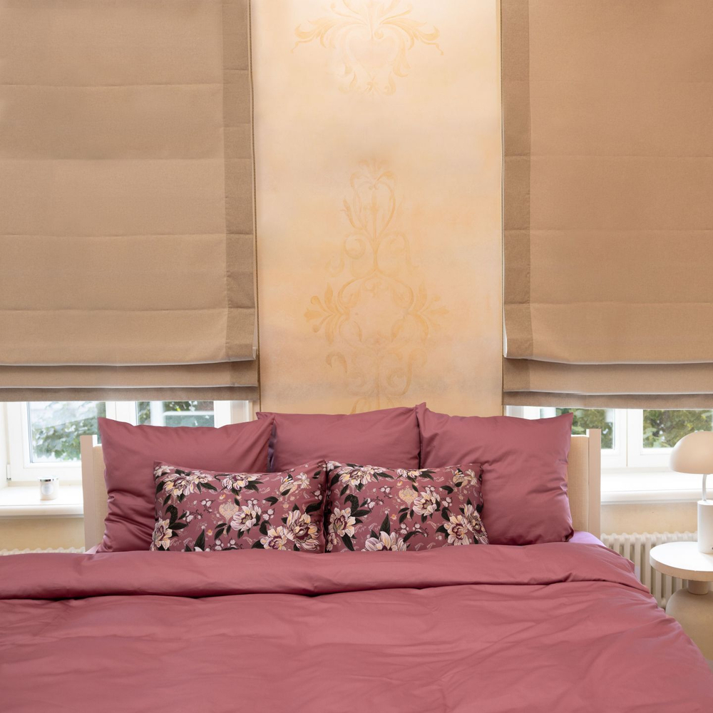 Наволочка 50x70 Mollen Лазоревый цветок вишнёво-ягодная шелковая