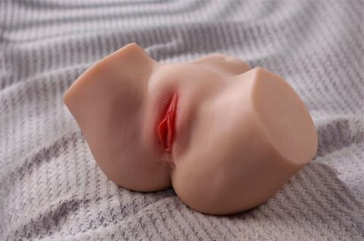 Телесный вибромастурбатор-полуторс Fennie (Цвет: телесный)