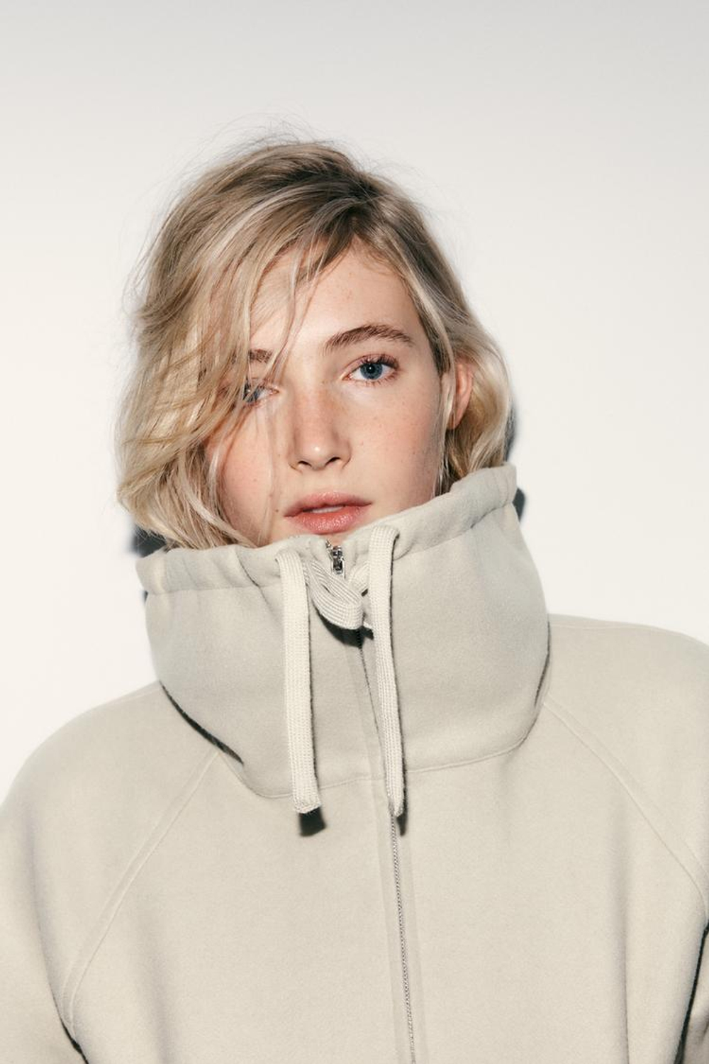 ZARA МЯГКАЯ ТОЛСТОВКА, ЗЕЛЕНЫЙ/СЕРЫЙ