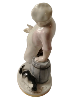 Фарфоровая статуэтка "Кот и повар" (ЛФЗ), СССР, 1950-1970 гг