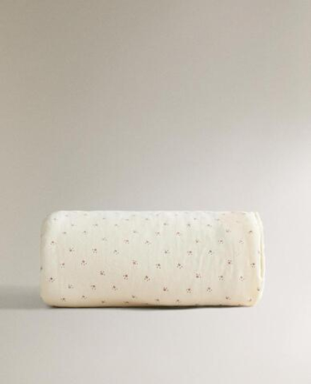 ZARA HOME ДЕТСКОЕ ПОЛОТЕНЦЕ С ЦВЕТОЧНЫМ ПРИНТОМ, ЭКРЮ