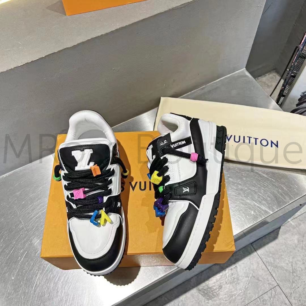 Кожаные черно-белые кроссовки LV Trainer