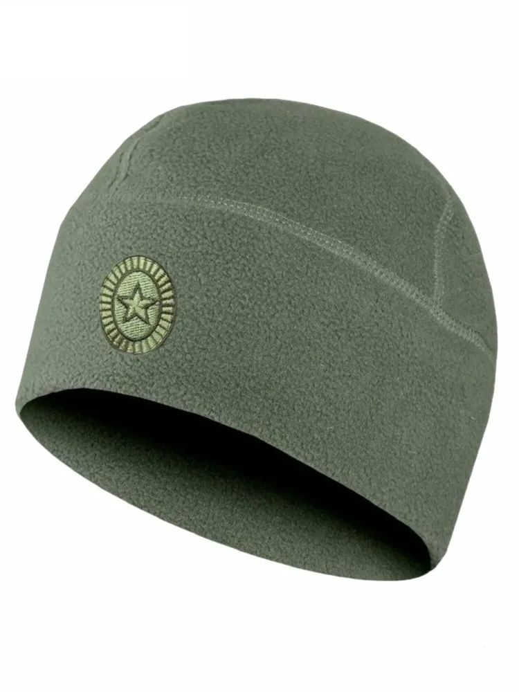 Шапка флисовая с вышитой кокардой