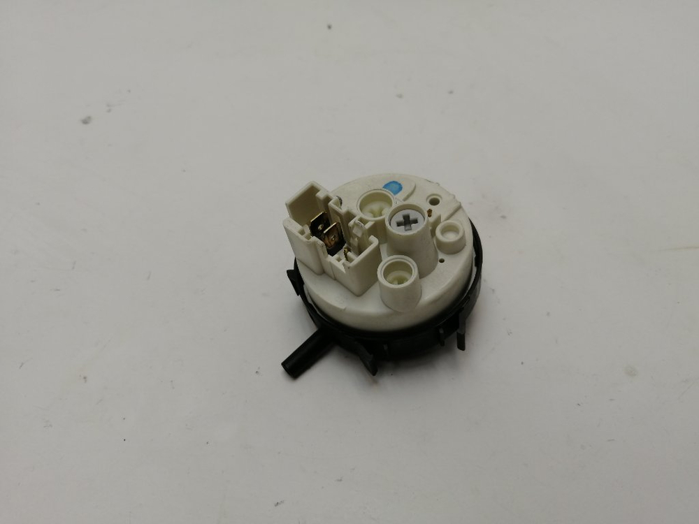 AWE7527/1 кт119 Датчик уровня воды для стиральной машины Whirlpool AWE7527/1 б/у