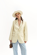 Молочный кожаный пиджак