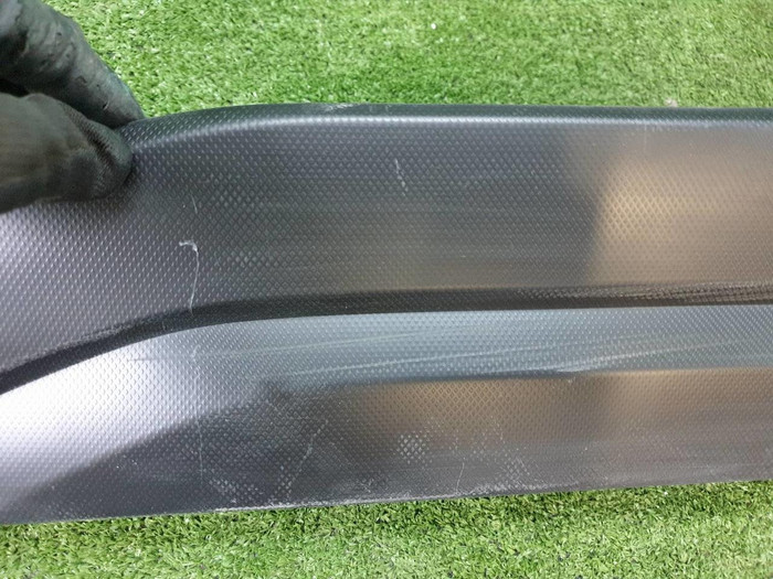 Накладка двери задняя правая Subaru Forester 5 SK (2018-н.в.)