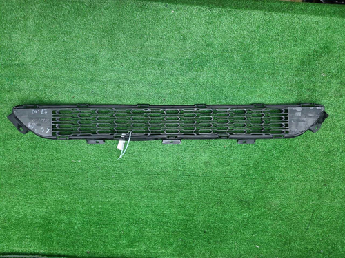 Решетка переднего бампера KIA Sorento 2 XM (12-21)