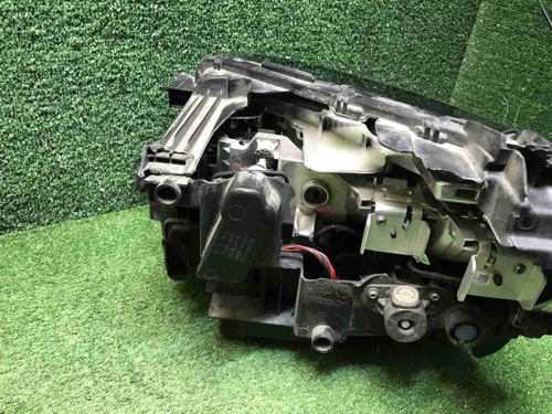 Битая Фара правая Geely Tugella (2019-2024) LED