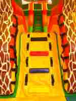 Коммерческий надувной батут «Страна Сафария» с крышей, 13*8*6 м