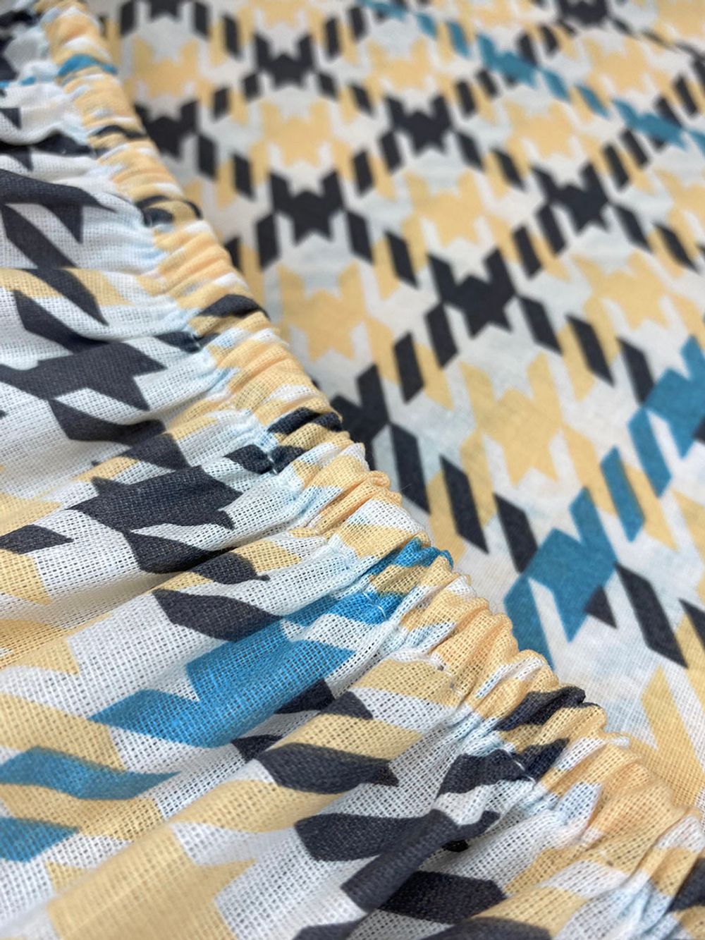 Постельное белье сатин Milky Garden "Сrow foot" семейное Наволочка 50х70 см 2 шт Простынь 240x215 см Пододеяльник 145x215 см 2шт