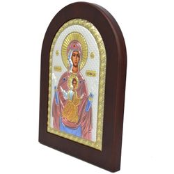 Знамение. Икона Божией Матери в серебряном окладе.