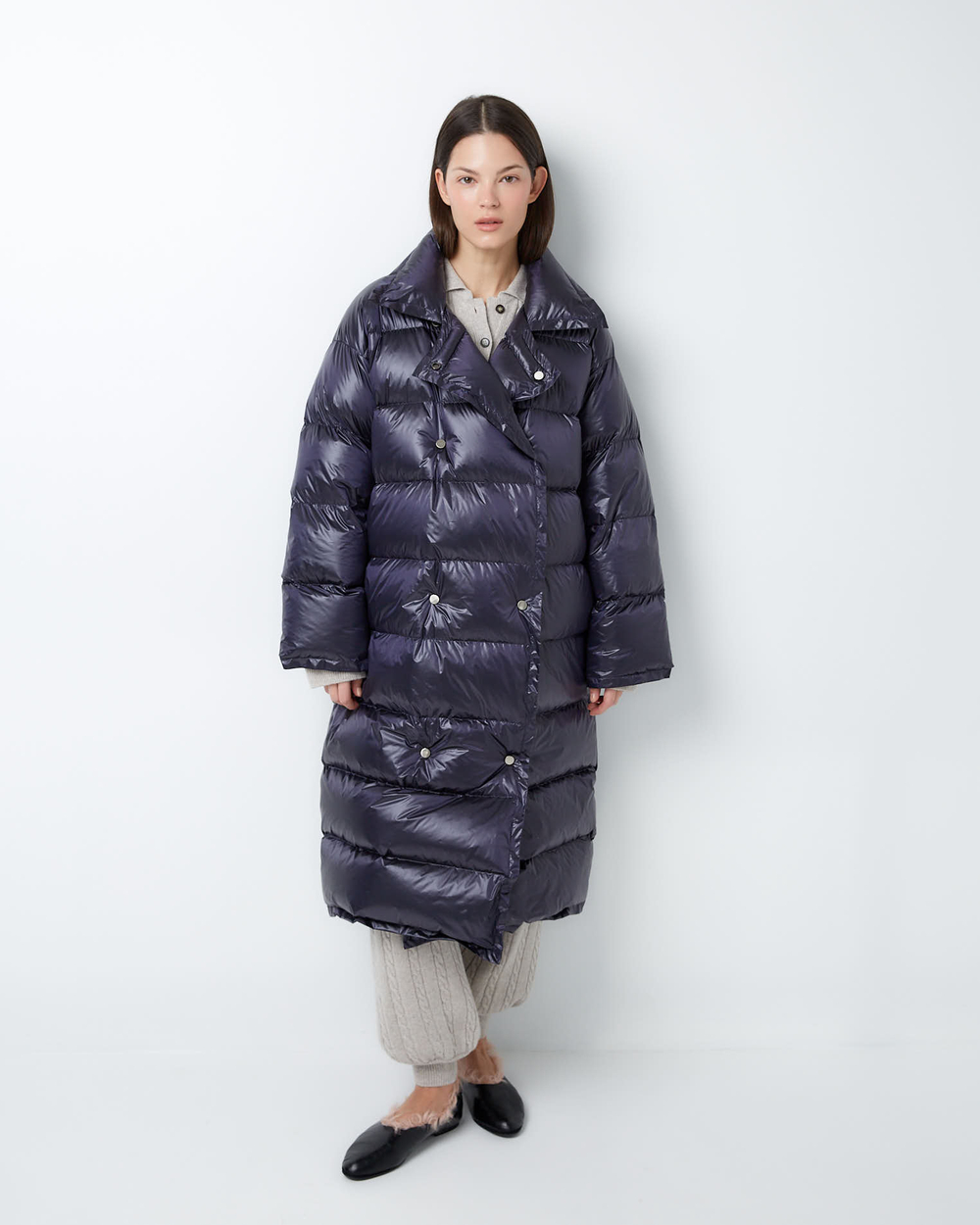 Пуховик двубортный черничный