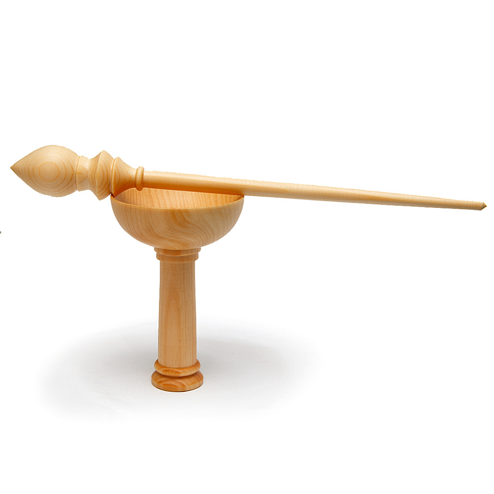 Деревянное веретено для прядения с основанием для ног из древесины сибирского кедра. Art of Siberia. B39