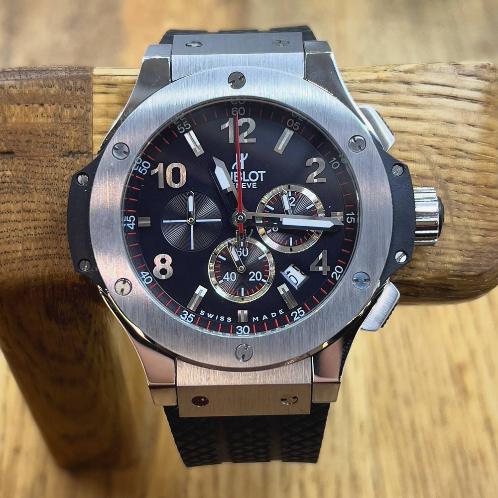Часы Hublot