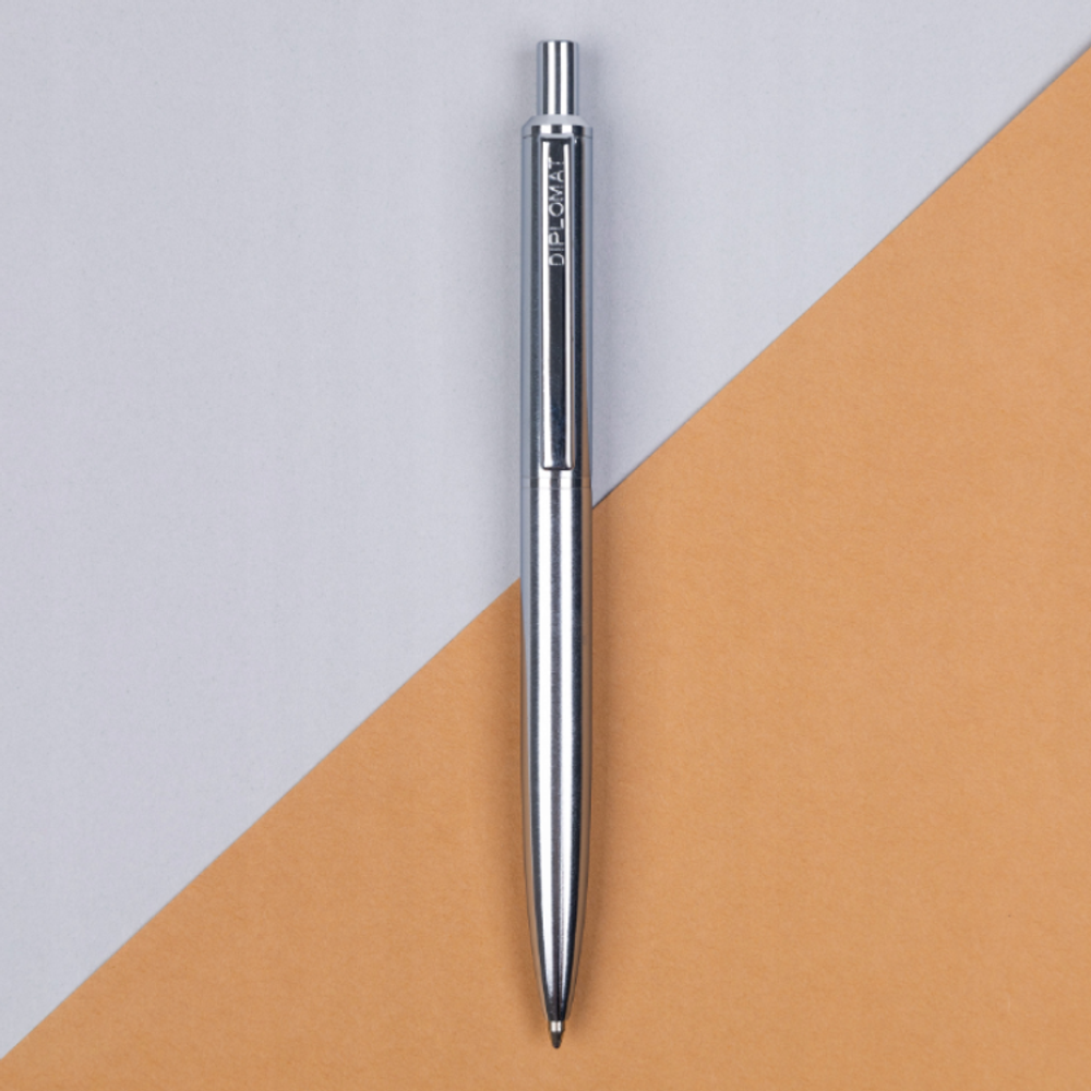 Шариковая ручка Diplomat Equipment stainless steel (D10543213) 1