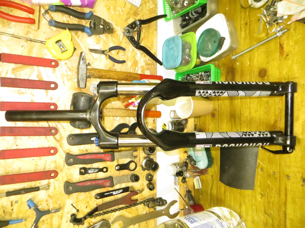 Вилка для экстремальной езды Rock Shox Argyle + запчасти