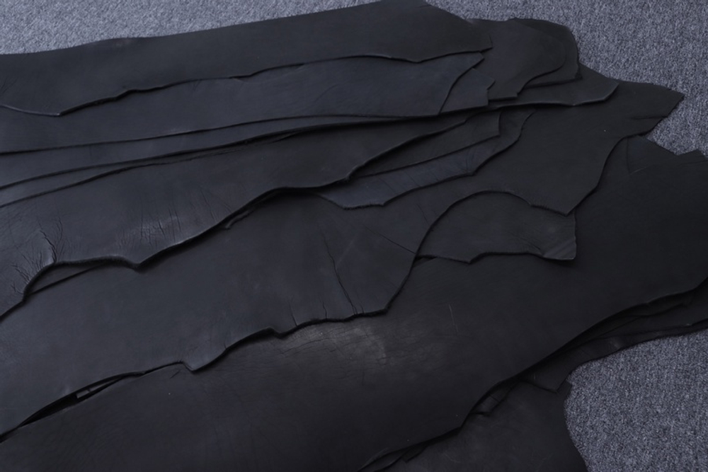 Черные Обрезки кожи (Бессортовые полы)