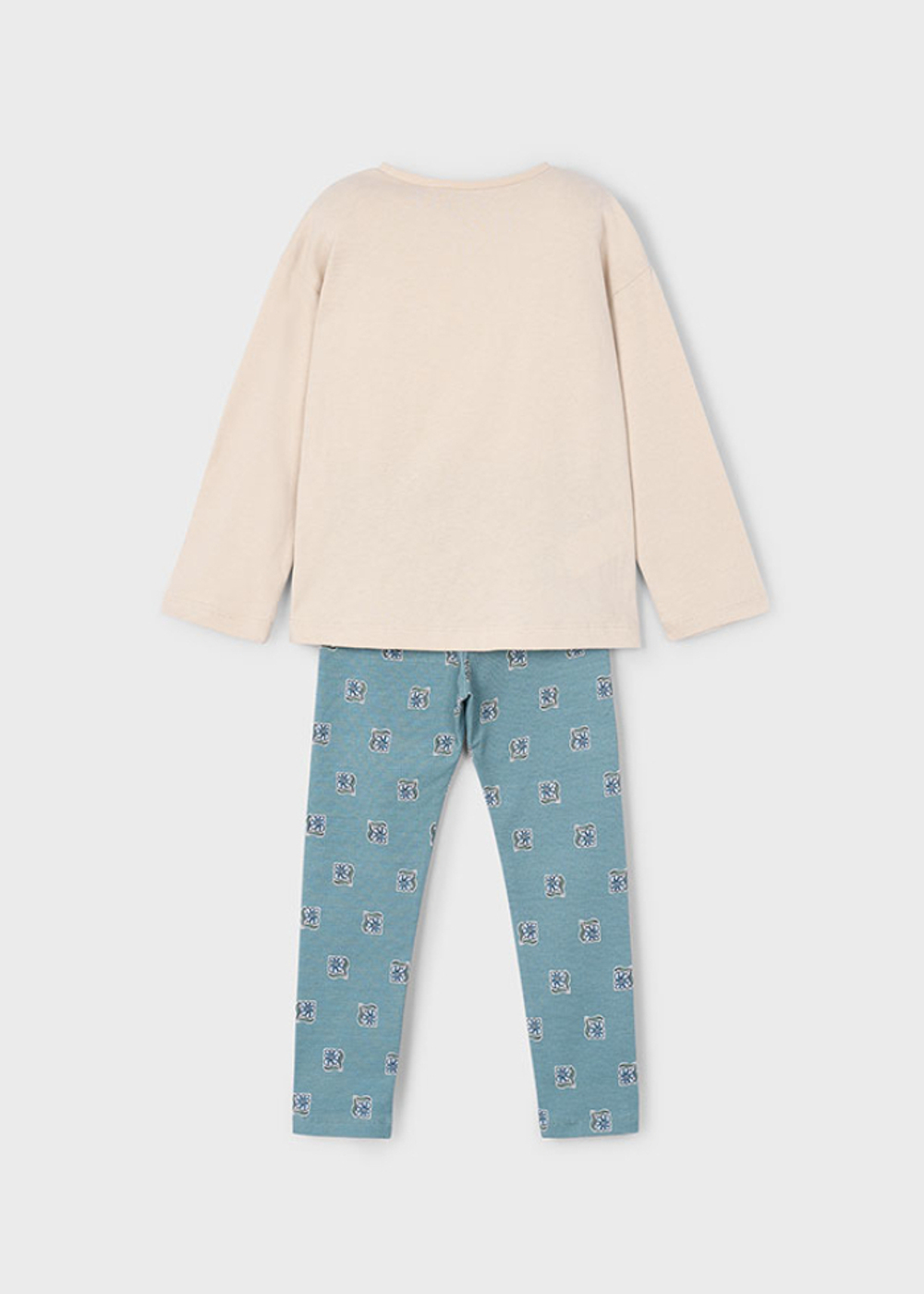 лонгслив с леггинсами