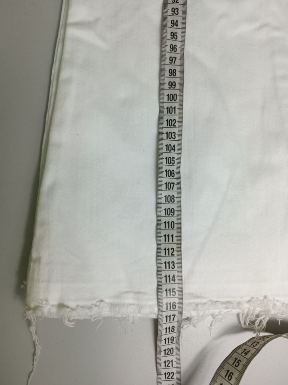 Джинсы PAIGE белые 40 размер