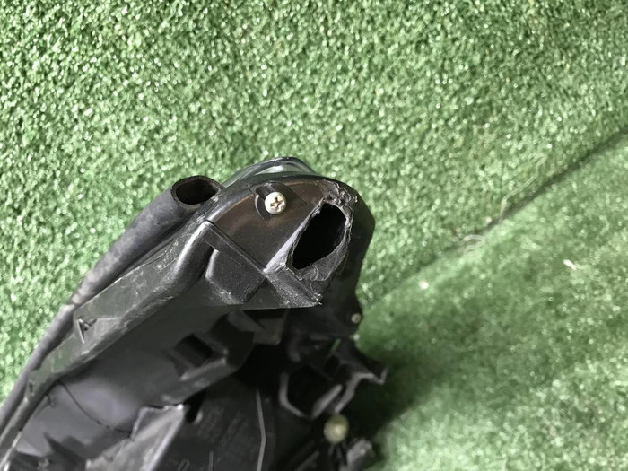 Фара правая Subaru Forester 5 SK (18-21) LED