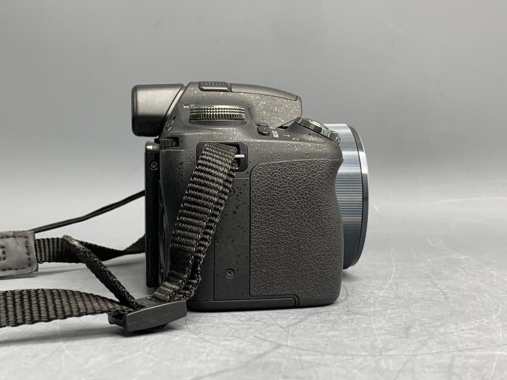 Sony Cyber-shot DSC-HX100V