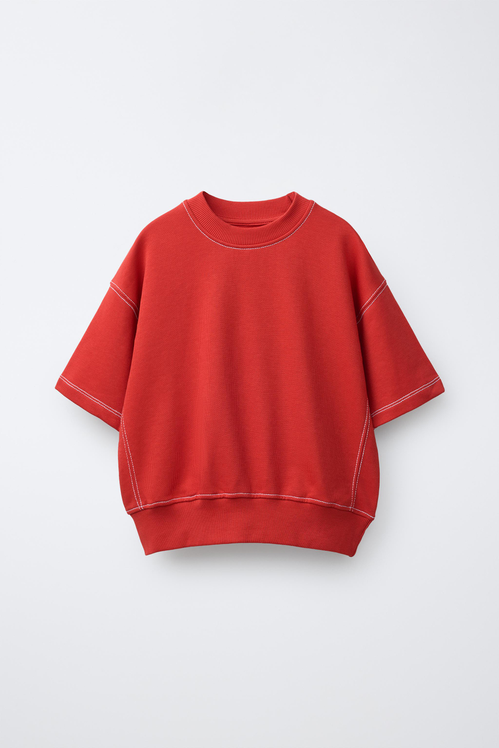 ZARA КОМПЛЕКТ ИЗ ФУТБОЛКИ И ШОРТОВ ИЗ ФУТЕРА С ОТДЕЛОЧНОЙ СТРОЧКОЙ, КРАСНЫЙ