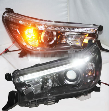 Передние фары Тойота Хайлюкс 2015 V1 type