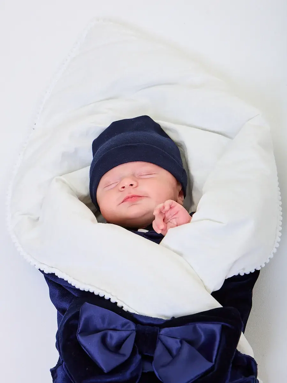 Конверт на выписку с костюмом летний